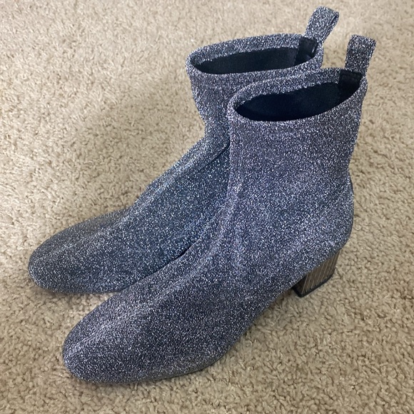 Michael kors NEW silver metallic sock boot stretch fabric heels size 6 - Picture 5 of 12